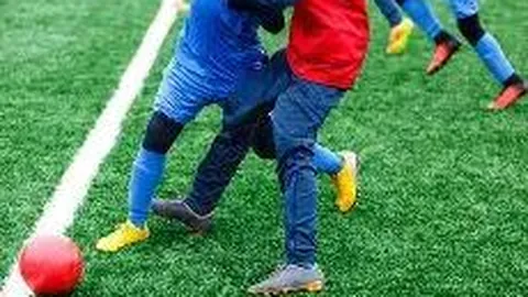 “官方确认：巴黎圣日耳曼以9000万欧元转会费签得法国国脚穆阿尼”