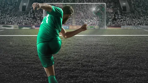 医院号源分配：优先预约还是先到先得？最优策略何在？