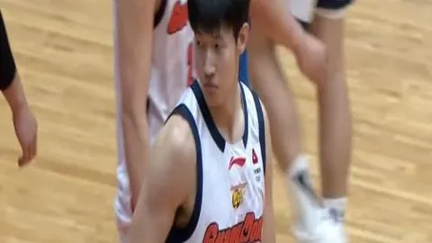 库伊特展望：期待利物浦夺冠，球队前景令人振奋